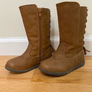 Girl’s boots